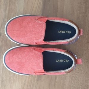 Toddler slip-ons